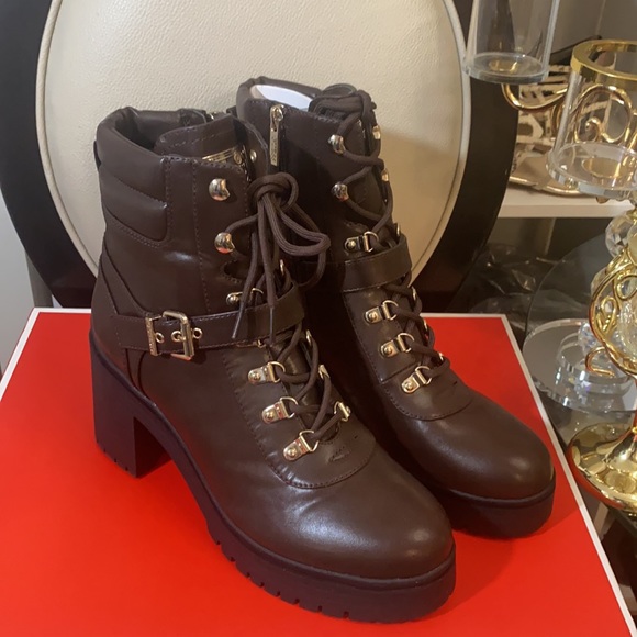 Guess ankle boots beautiful brand new. - Picture 2 of 7